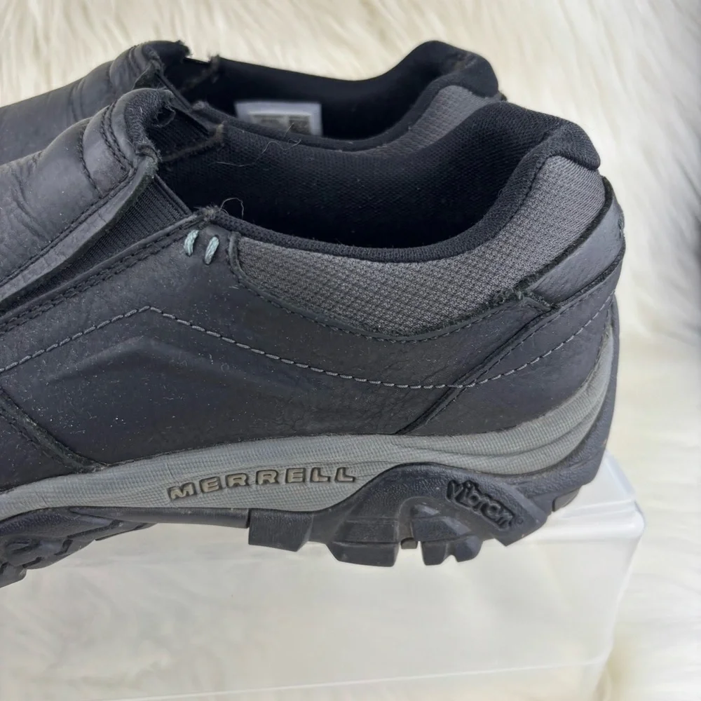 Merrell Black Slip-On Loafers with Elastic Goring